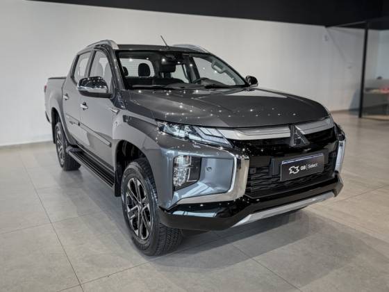 MITSUBISHI L200 TRITON 2.4 16V TURBO DIESEL SPORT HPE-S CD 4P 4X4 AUTOMÁTICO MITSUBISHI L200 TRITON 2.4 16V TURBO DIESEL SPORT HPE-S CD 4P 4X4 AUTOMÁTICO